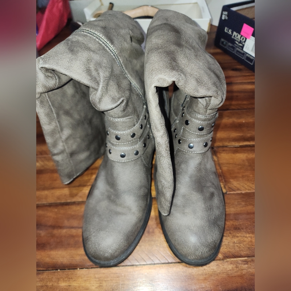 White Mountain Boots